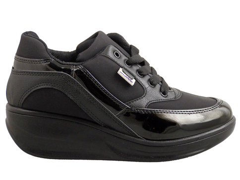 Уникален модел дамски обувки на удобна платформа 216lch